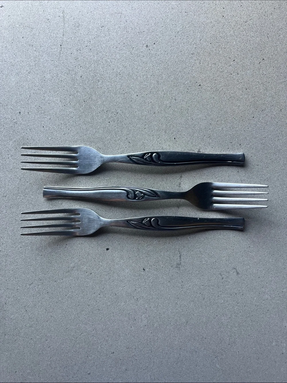 Stainless Steel Vintage Floral salad cocktail dessert Forks - Set of 3 Silver